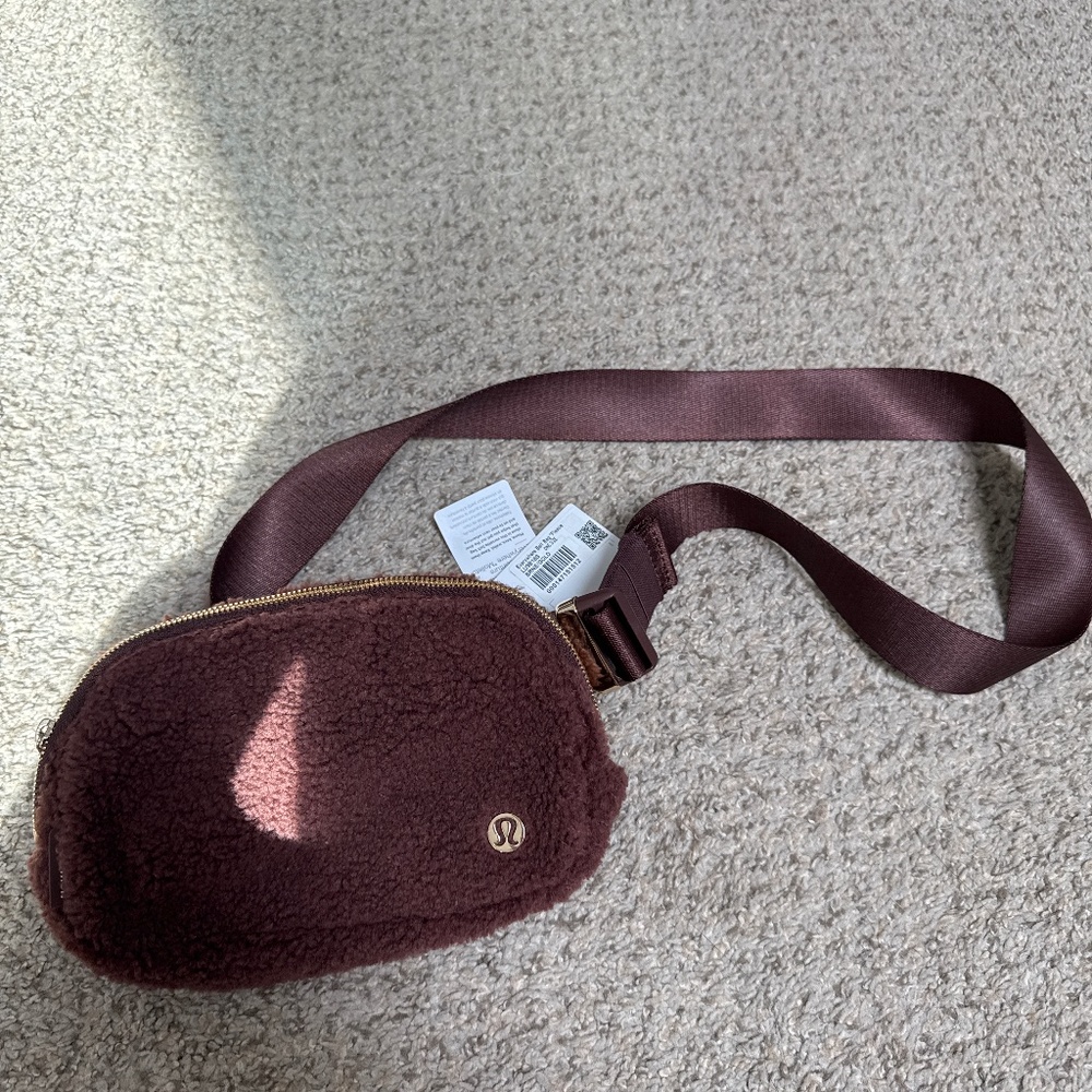 New lululemon bag